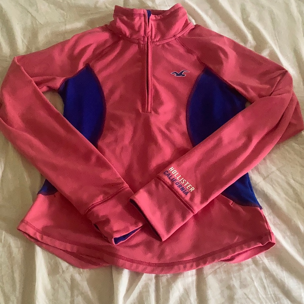 Hollister California Girls Active Wear Top!